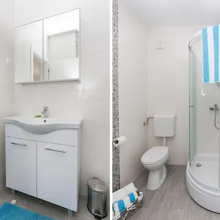 Apartment Karmen - Two-bedroom With Balcony And Sea View Lu I