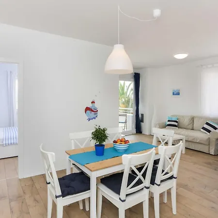 アパート Karmen - Two-bedroom With Balcony And Sea View Lu I *
